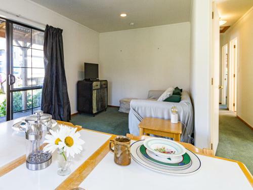 Southridge Stay - Ohakune Holiday Home