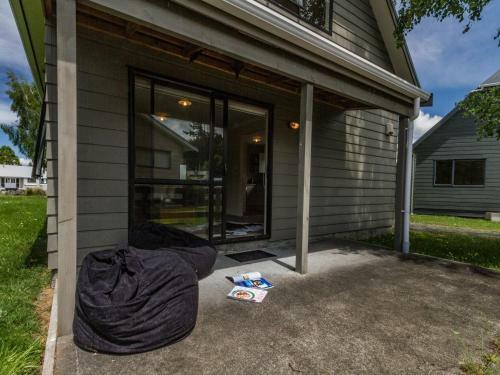 Escape On Alpine - Ohakune Holiday Home