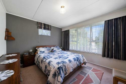 Serengeti On East - Greytown Holiday Home