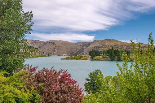 Kawarau Bach Views - Cromwell Holiday Home