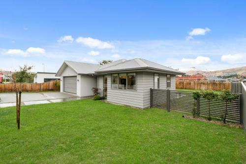 Alpha'n'est - Cromwell Holiday Home