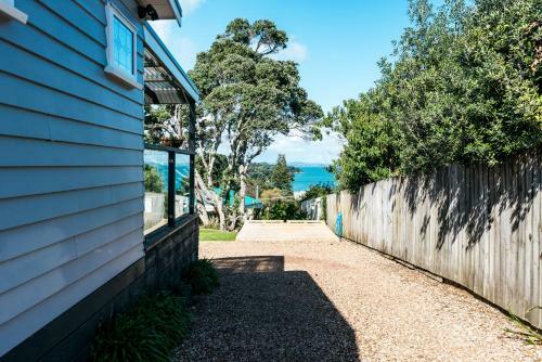 Pohutukawa Cottage, Waiheke Island