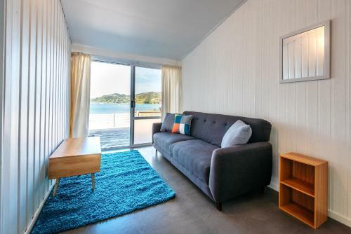 Beachfront Seclusion - Oneroa Holiday Home
