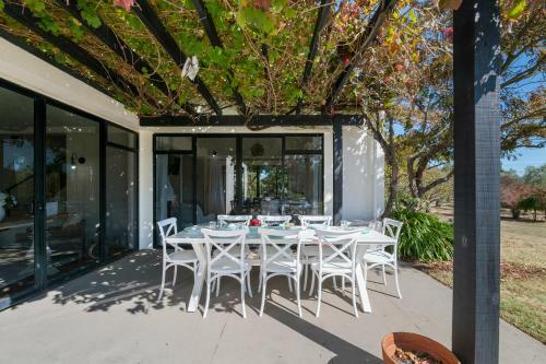 Olive Estate - Martinborough Holiday Home
