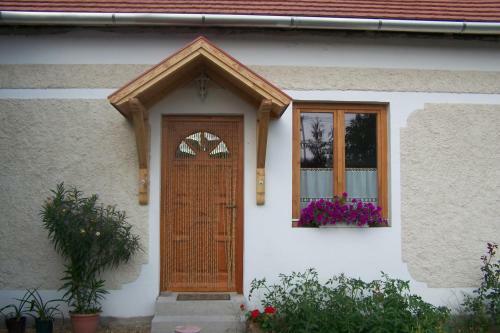 Hostal Also-kuti Vendeghaz