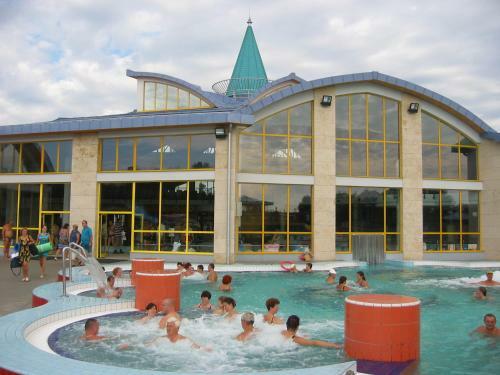 Vitalmed Hotel S�rv�r