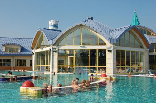 Vitalmed Hotel S�rv�r