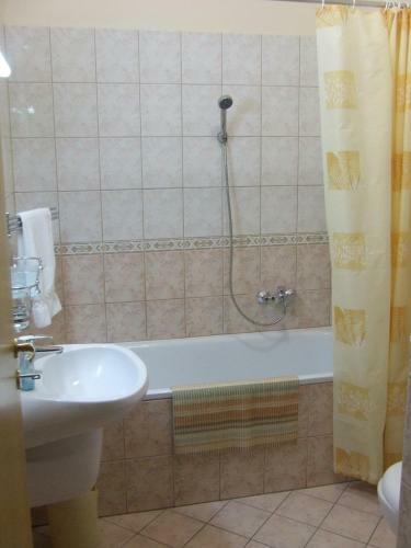 Aba �s Andrea Apartmanok