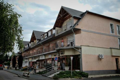 Wolf Hotel
