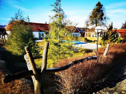 Posada Ginti Panzi� �s �tterem