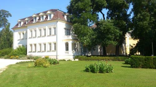 Hotel Batthy�ny Kast�lysz�ll�