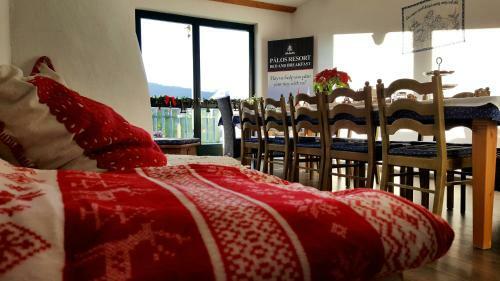 Bed & Breakfast P�los Resort