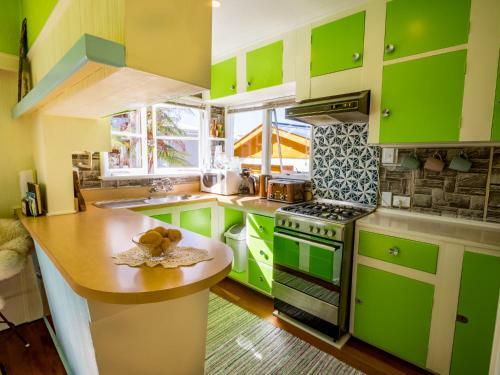 The Greenwood - Motueka Holiday Home