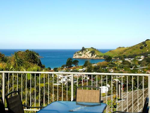 At Cathedral Cove - Hahei Holiday Home