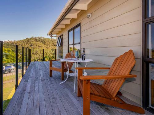 Stunning Seascape - Hahei Holiday Home
