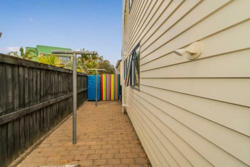 Kowhai Corner - Matarangi Holiday Home