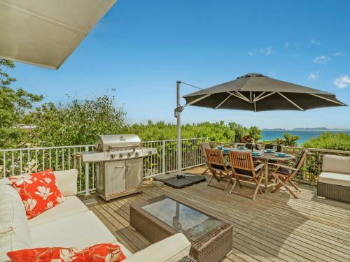 Double The Beach - Opito Bay Holiday Home