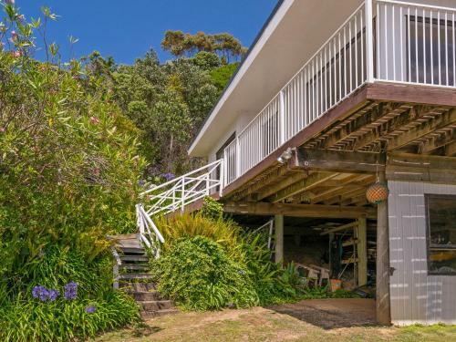 Double The Beach - Opito Bay Holiday Home