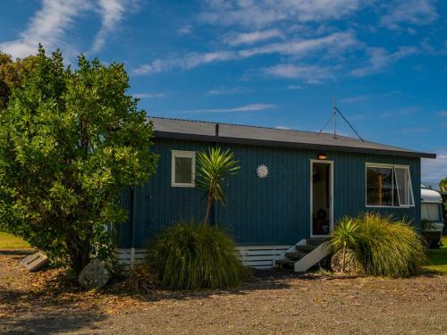 Bahama Blue - Matarangi Holiday Home