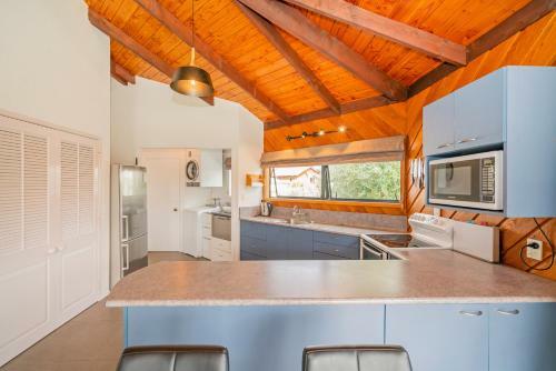 Octagon Outlook - Matarangi Holiday Home