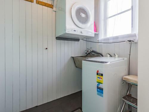 Snowbound Cottage - Raetihi Holiday Home