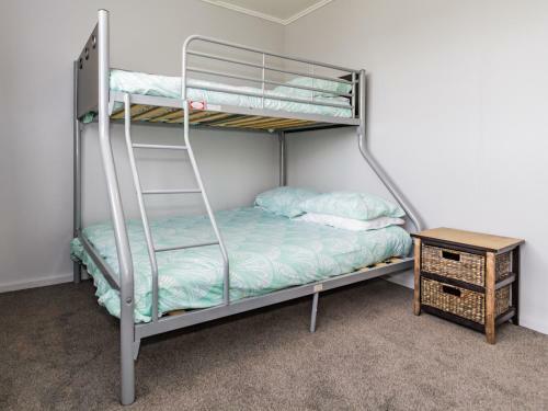 Snowbound Cottage - Raetihi Holiday Home