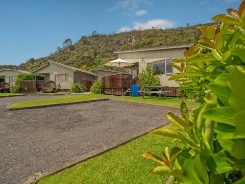 Five Doors Down - Matarangi Holiday Home