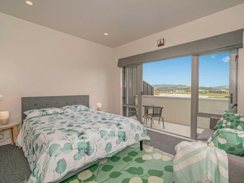 Tranquil Times - Matarangi Holiday Home