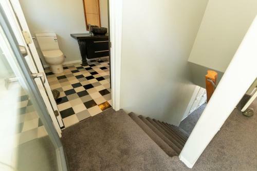 Seaview Central - Coopers Beach Holiday Home