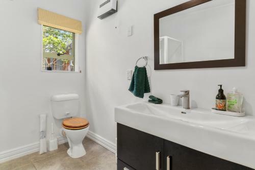 The Cottage - Te Puke Holiday Home