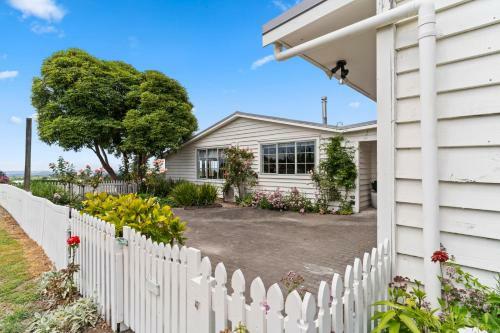 The Cottage - Te Puke Holiday Home