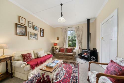 Larkhill - Carterton Holiday Home