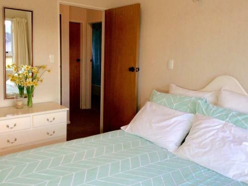 Shiloh - Diamond Harbour Holiday Home