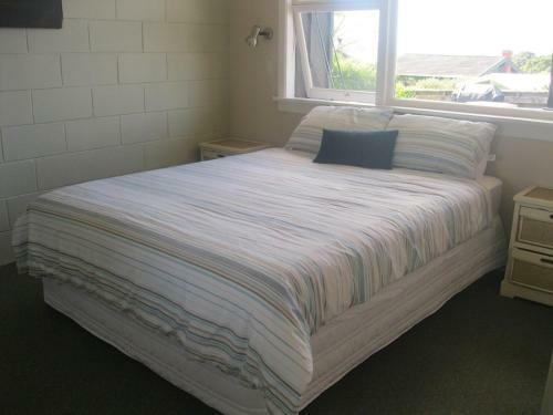 Flaxmill Bay Motel Unit 3 - Flaxmill Bay