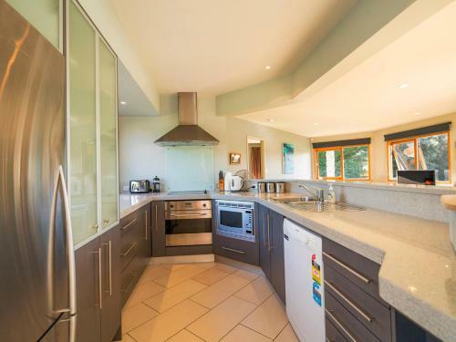 The Haven - Cooks Beach Holiday Home