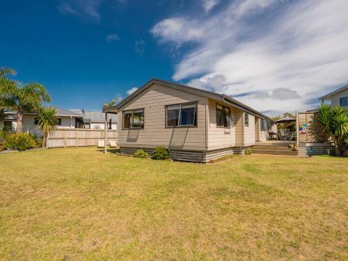 Bryley - Cooks Beach Holiday Home
