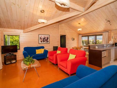 Bryley - Cooks Beach Holiday Home