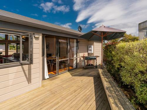 Bryley - Cooks Beach Holiday Home