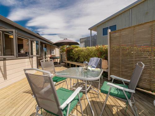 Bryley - Cooks Beach Holiday Home