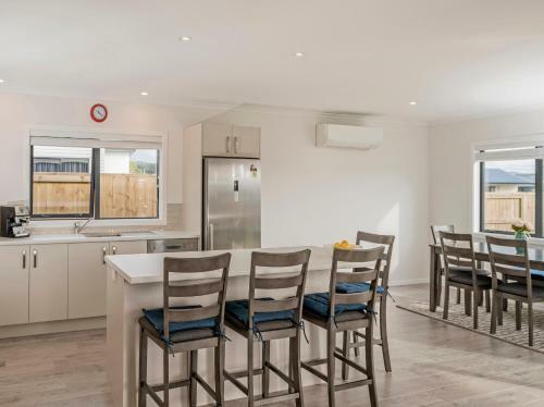 Seabliss - Cooks Beach Holiday Home