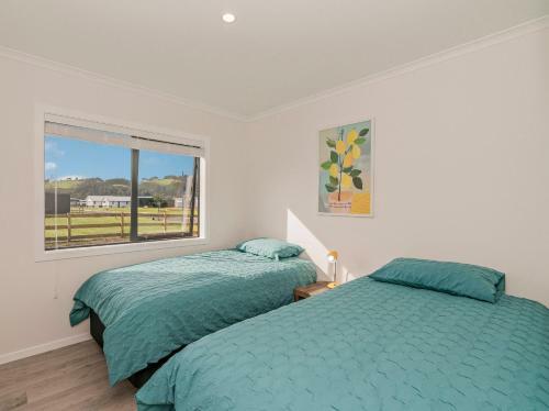 Seabliss - Cooks Beach Holiday Home