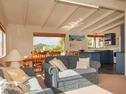 Cruisy Cooks - Cooks Beach Holiday Home
