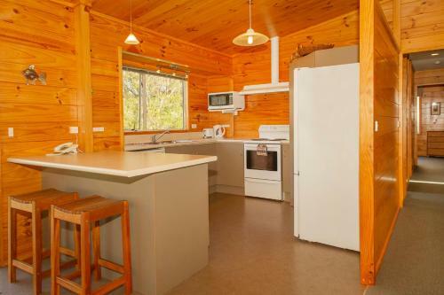 Beachfront Bliss - Cooks Beach Holiday Home