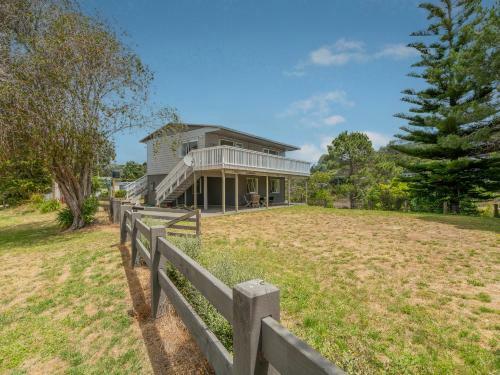 Recharge On Riverview - Cooks Beach Holiday Home