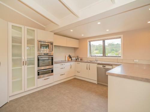 Daze Away - Cooks Beach Holiday Home