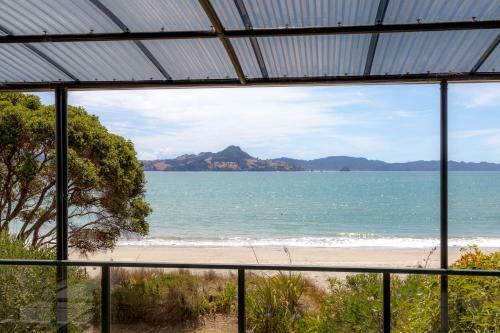 Beachfront Modern Home - Cooks Beach Holiday Home