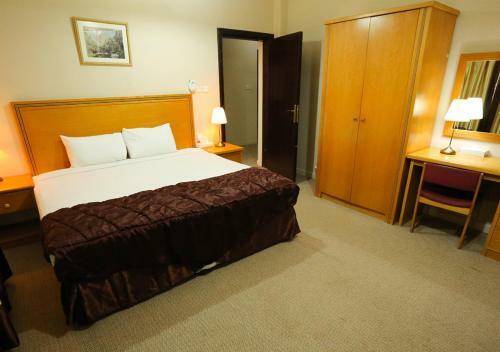 Al Shorouq Hotel Apartments