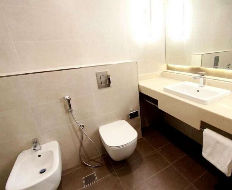 Royal Crown Hotel