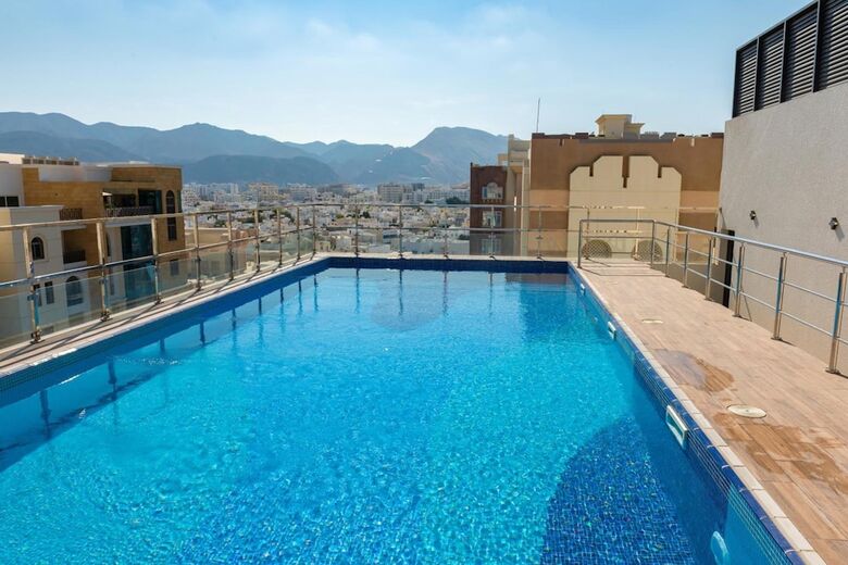 Royal Crown Hotel