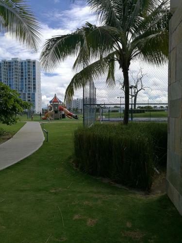 Apartamento Town Center Playa Blan